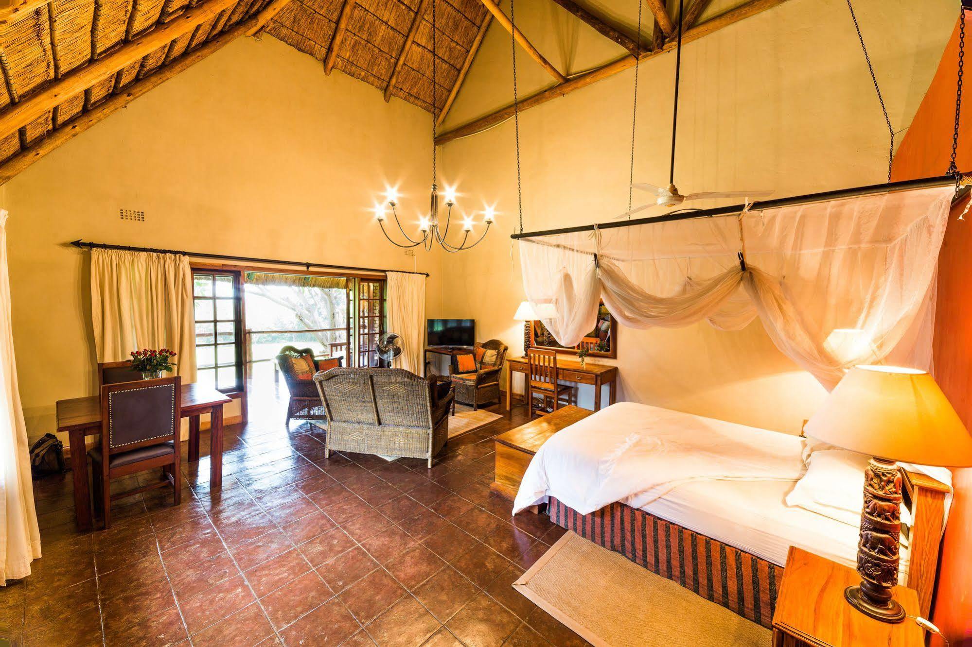 Kumbali Country Lodge Lilongüe Exterior foto
